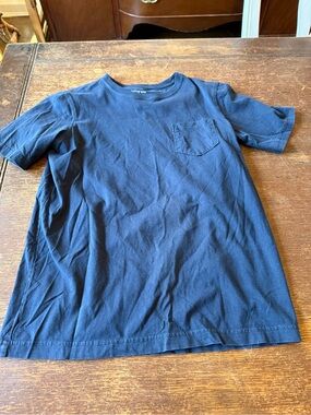EUC Lands End boys’ size medium 10-12 navy pocket t-shirt